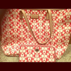 💯 Authentic Coach purse,matching wallet